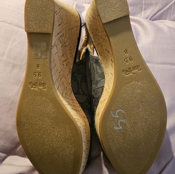 Coach Wedges - Picture 4 of 4